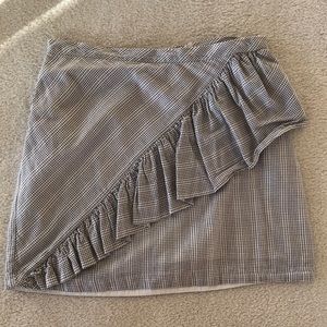 Plaid ruffled skirt